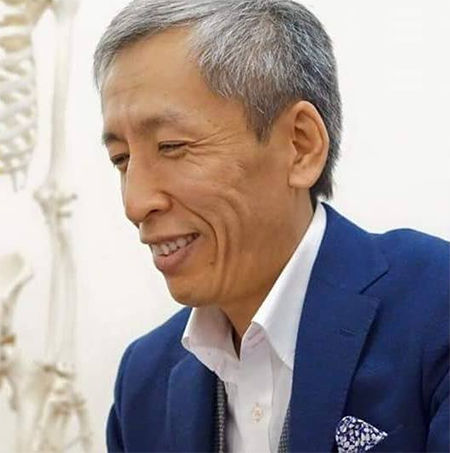 カリスマ・カイロプラクター 下條進 様